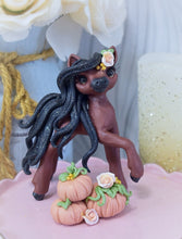 Load image into Gallery viewer, Whisper Fillies Autumn Breeze the natural Filly
