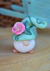 Whisper Fillies Pink Rose Gnomie