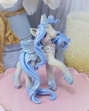 Load image into Gallery viewer, Whisper Fillies Fluttering Sapphire the Filly
