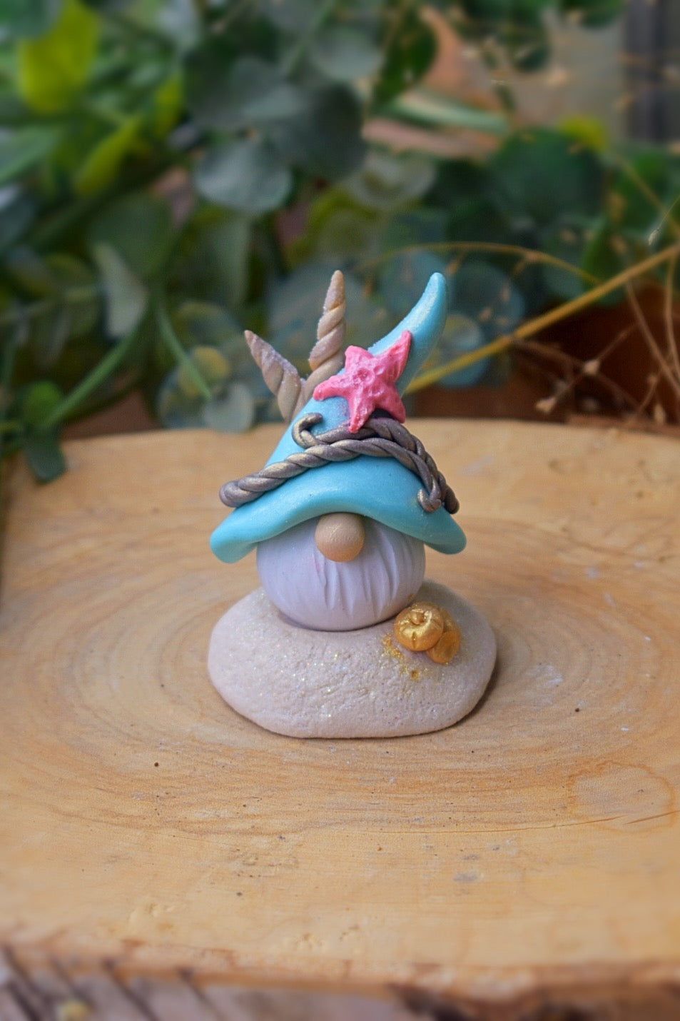 Whisper Fillies Beachie Gnomie