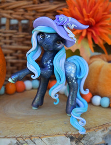 Whisper Fillies Astra the Halloween Fashion Filly